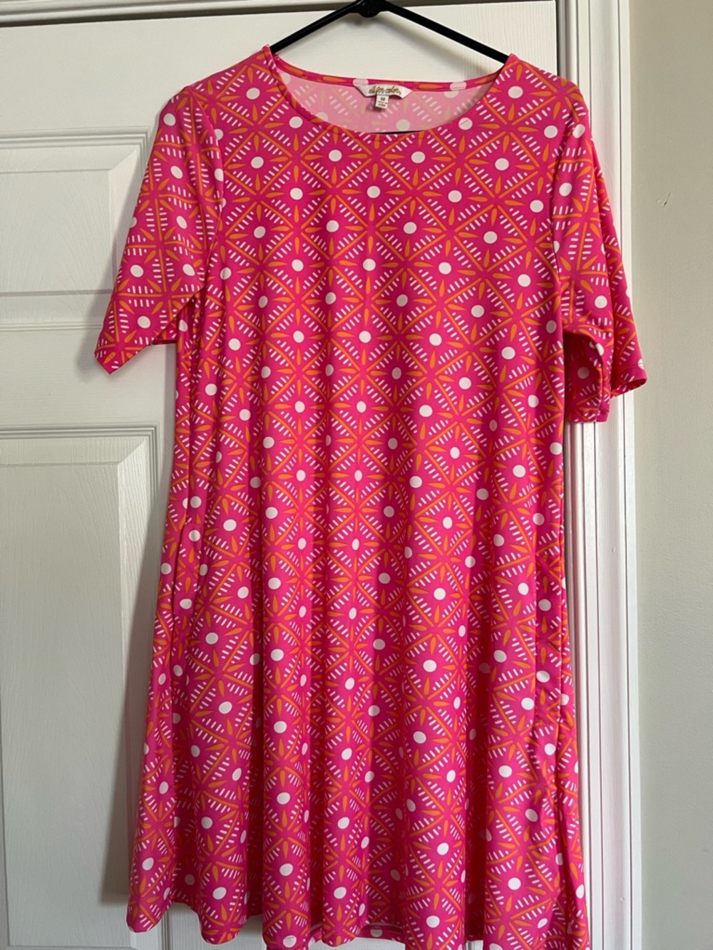 All For Color Hot Pink/Orange and White Geometric Midi Dress